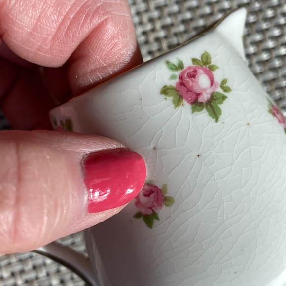Vintage Crown Staffordshire Pink Roses Open Sugar & Creamer - Picture 10 of 11
